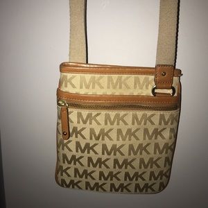 COPY - Michael Kors beige monogram side purse